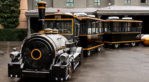 New downtown Kelowna holiday train promises ‘magical’ waterfront journey